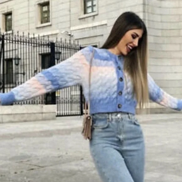 Zara Ombre Cable Knit Button Front Cardigan in Blue Pink - Picture 5 of 11